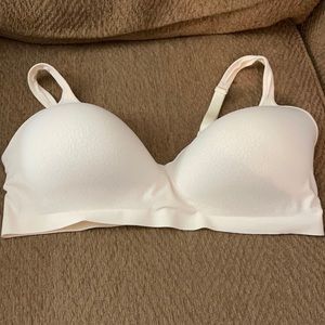 Modern movement bra. Dillards brand